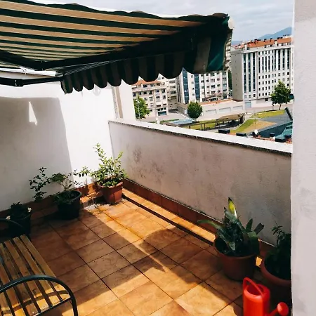 Apartamento Duplex Amplio,parking Wifi, 2 Terrazas, Bien Conectado Con Playas, Zona Segura Vigo