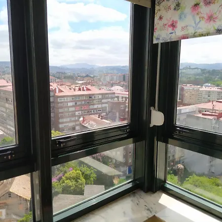 Apartamento Duplex Amplio,parking Wifi, 2 Terrazas, Bien Conectado Con Playas, Zona Segura Vigo